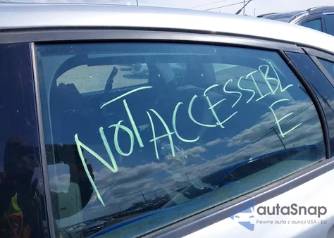 2016 Ford Focus S z USA, uszkodzony, nr VIN 1FADP3E2XGL208104